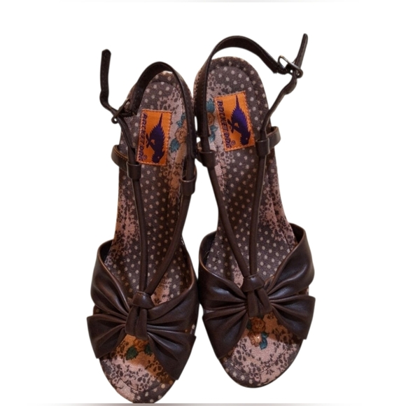 Rocket Dog Brown Bow Block Heels Open Toe Size 8 - Picture 1 of 6